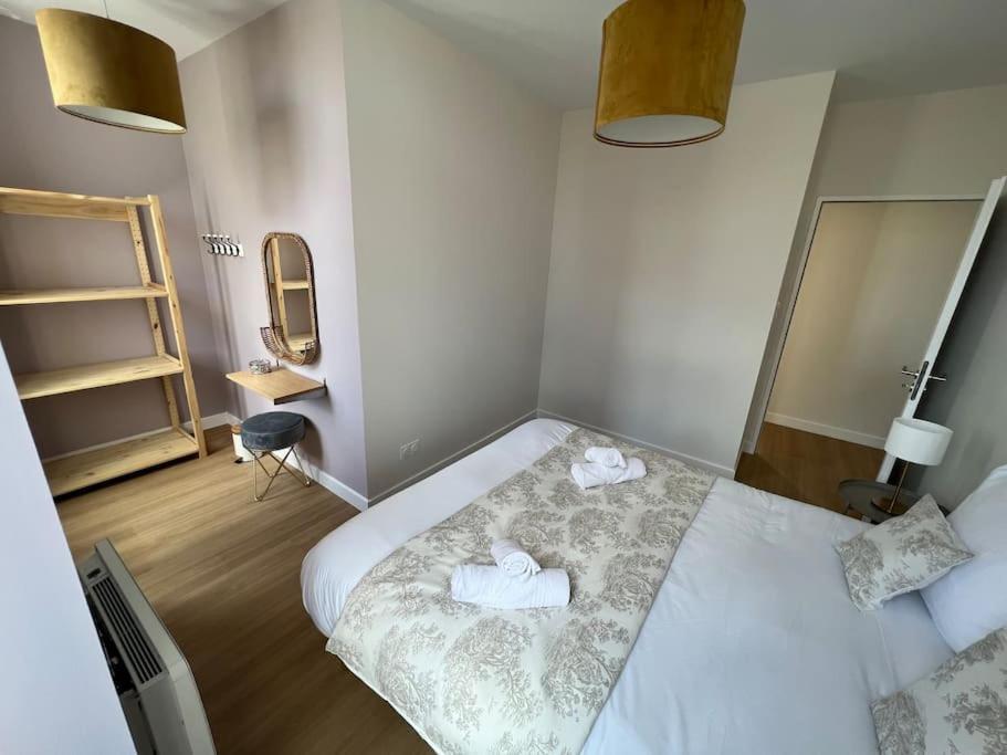 Appartement Centre Ville * Terrasse * Clim * Wifi * Haut De Gamme * アングレーム エクステリア 写真